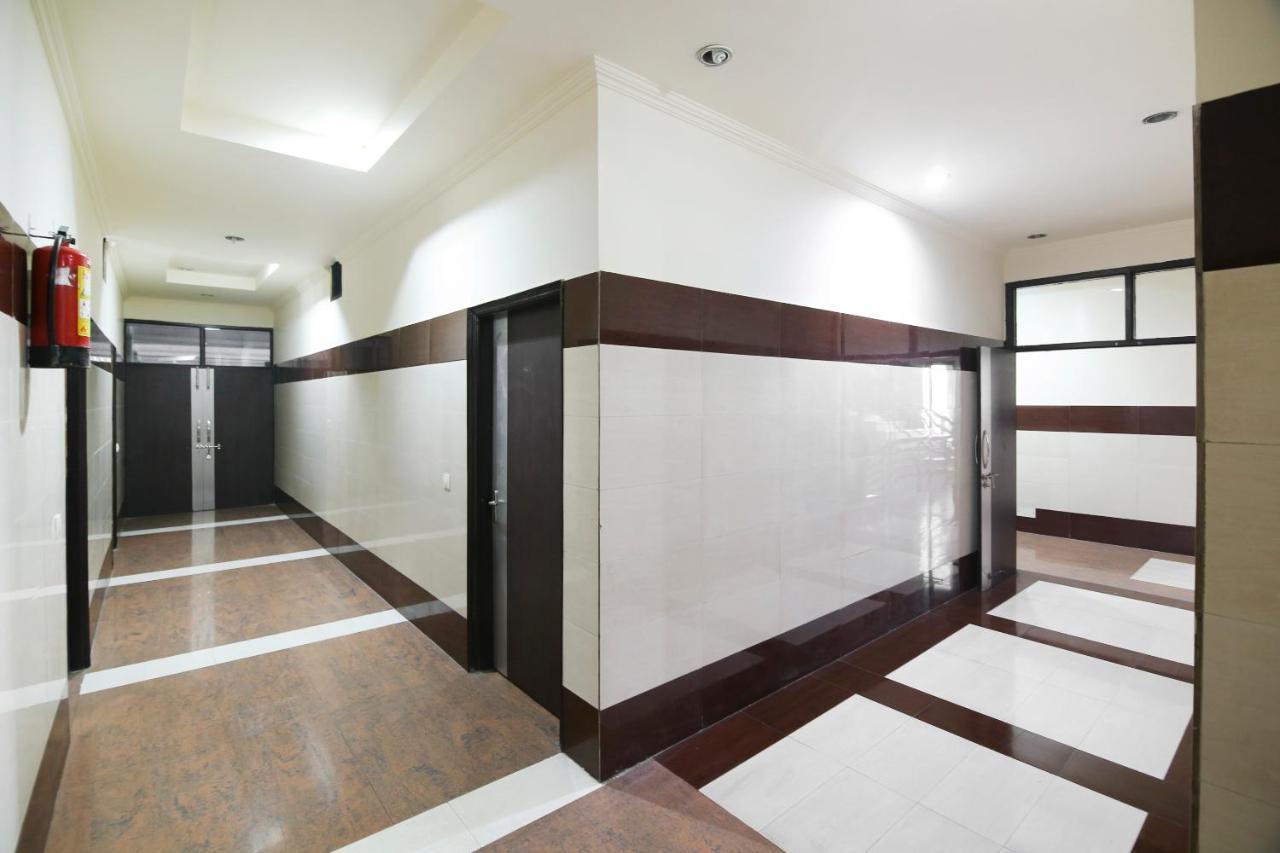 Capital O 68148 Hotel Shree Jee Palace Ghaziabad Exteriör bild