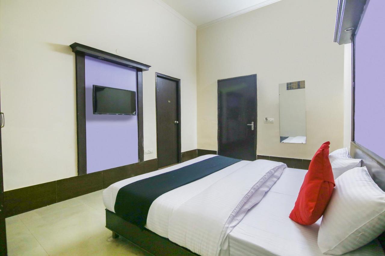 Capital O 68148 Hotel Shree Jee Palace Ghaziabad Exteriör bild