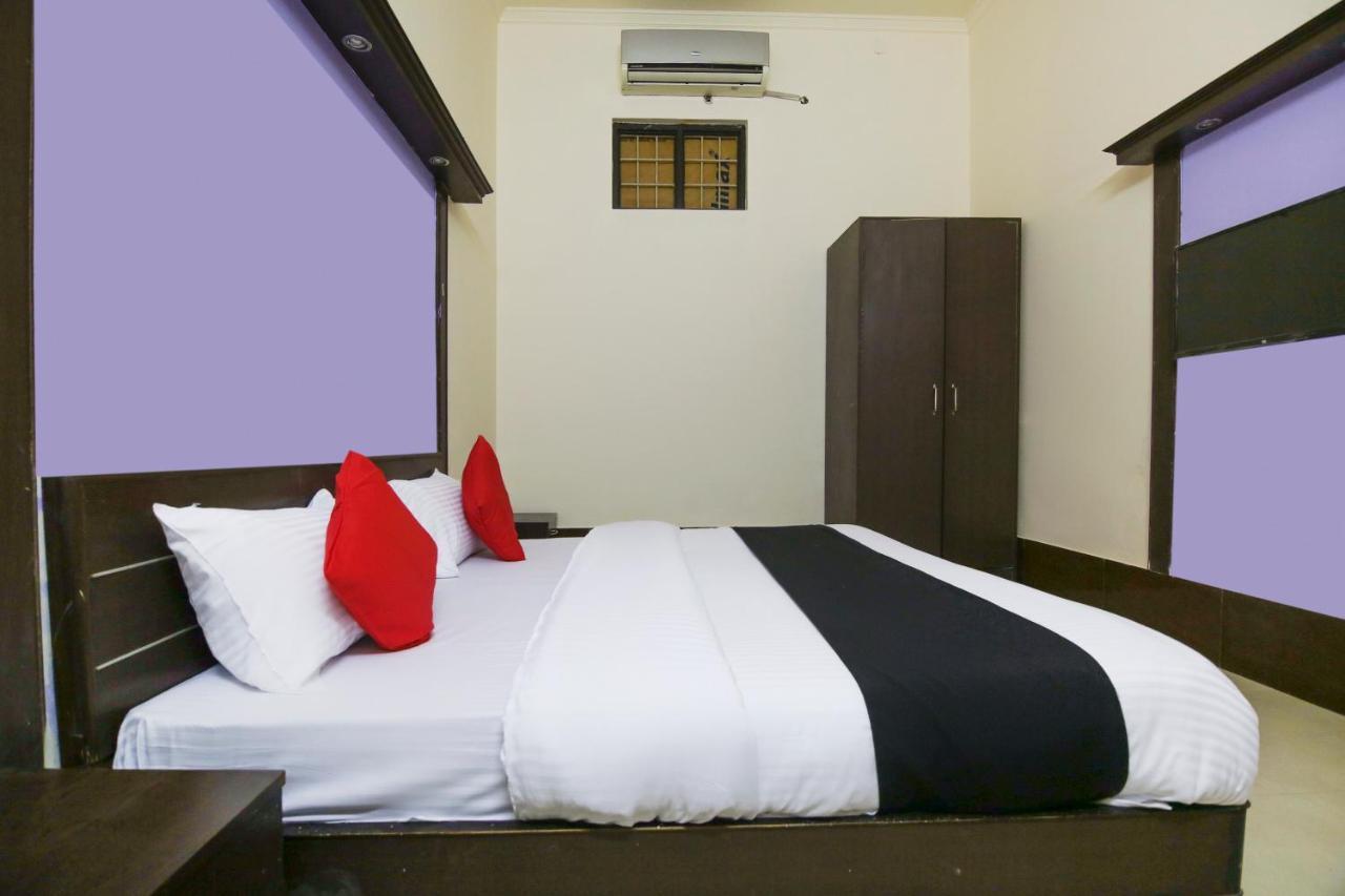 Capital O 68148 Hotel Shree Jee Palace Ghaziabad Exteriör bild